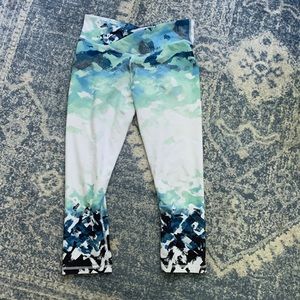 Fabletics Blue, Green, and White athletic leggings size XS